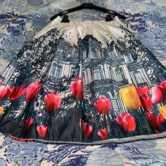 Fun Pop-Art Skirt - Picture 12 of 14